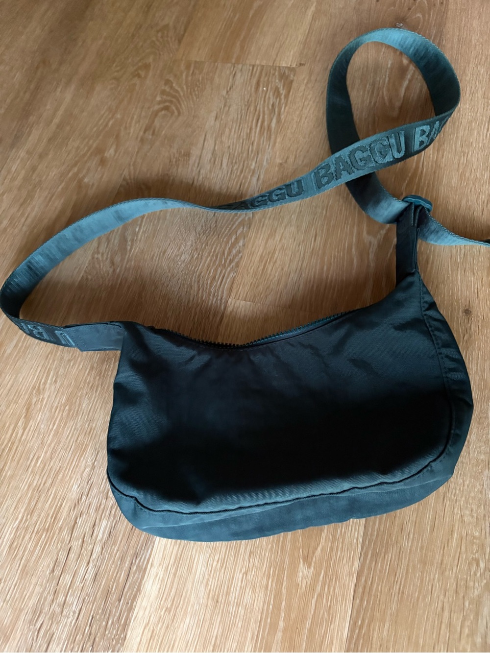 BAGGU Nylon Crossbody with Branded Strap